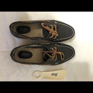 Bass boat shoes